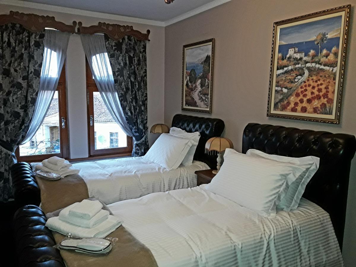 Hotel Vila Mano コルチャ エクステリア 写真
